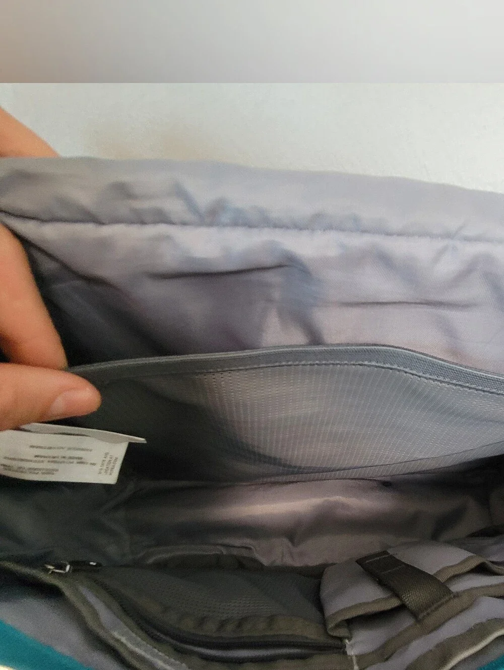 Patagonia Half Mass Messenger Crossbody Bag Unisex OS Travel Hiking Outdoor